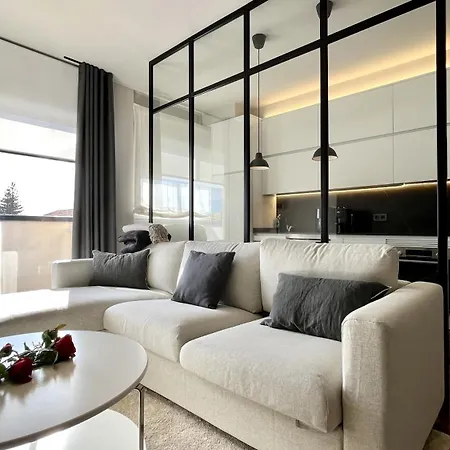 Moderno Piso Céntrico Y Equipado